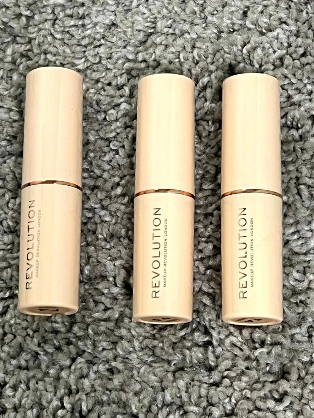 Makeup Revolution Beauty Fast Base Stick Foundation F4 3 Pack